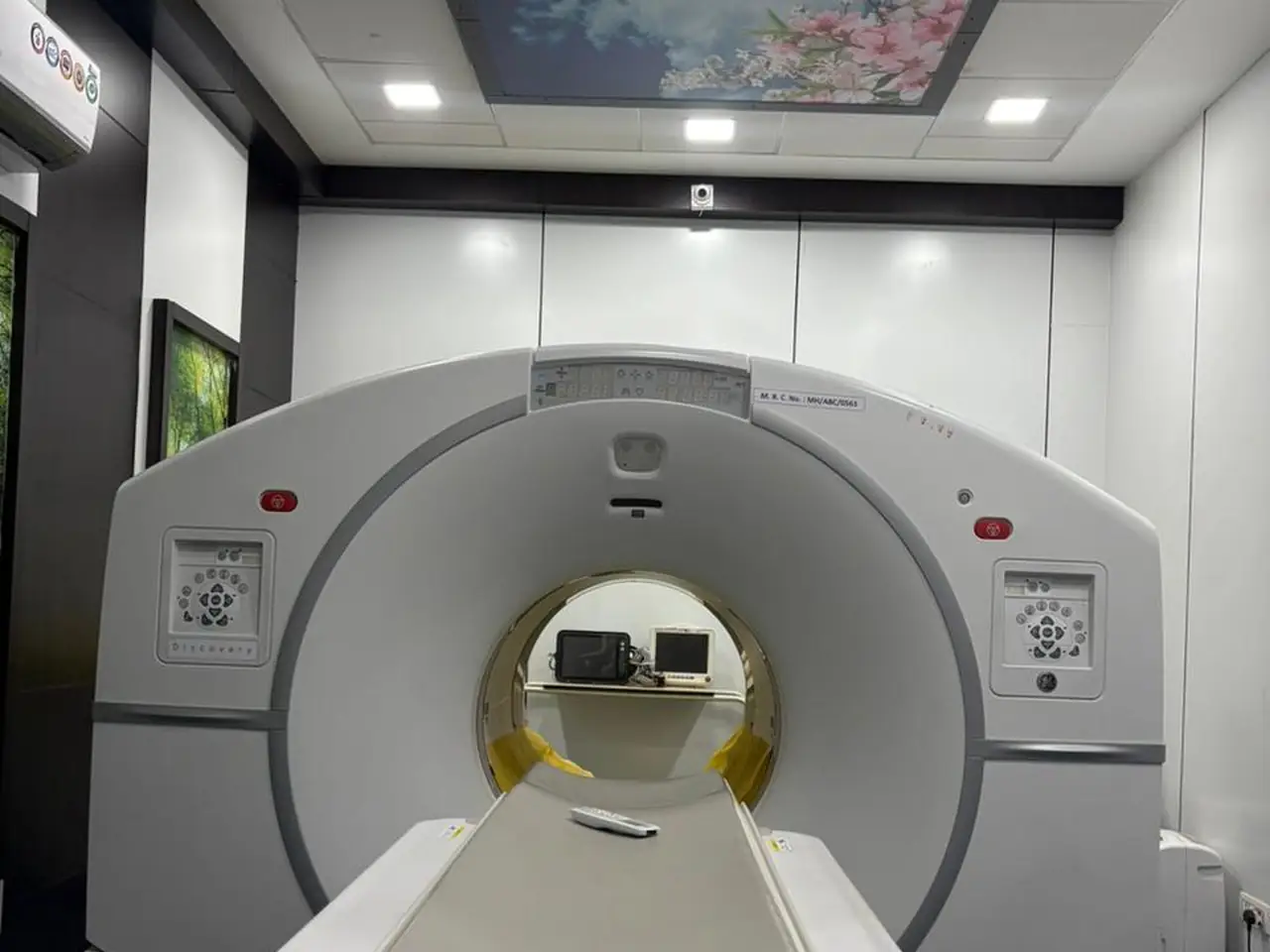 GE Discovery PET CT scanner at Emrald Medical Research
